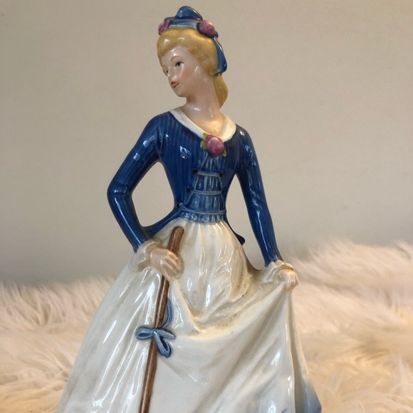 80s Goebel Collection The Sheepherder Costume 1787